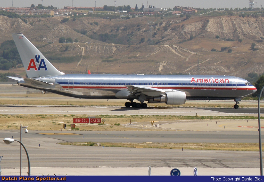 N374AA Boeing 767-300 American Airlines by Daniel Blok
