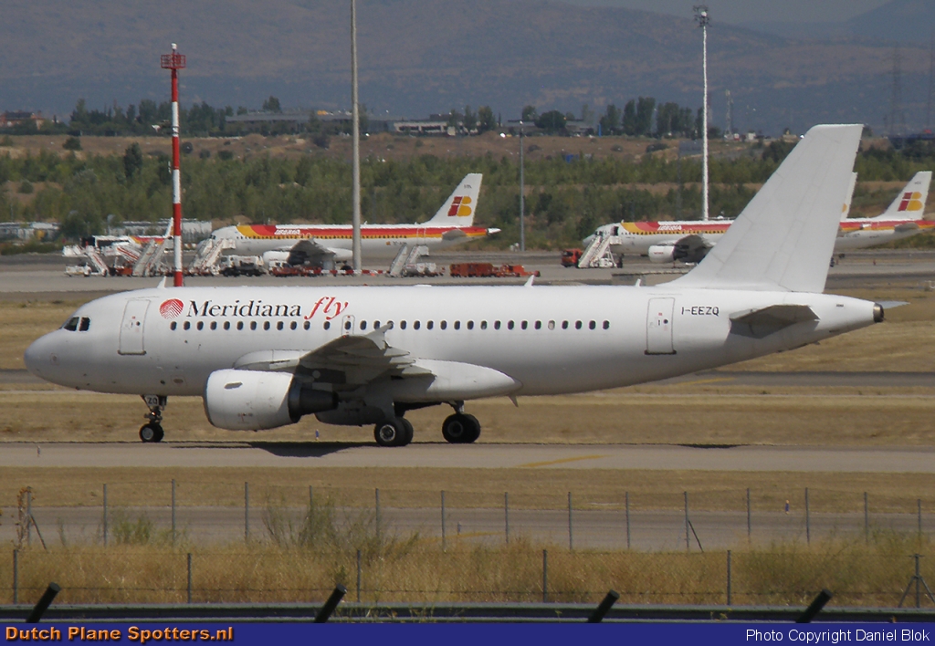 I-EEZQ Airbus A319 Meridiana Fly by Daniel Blok