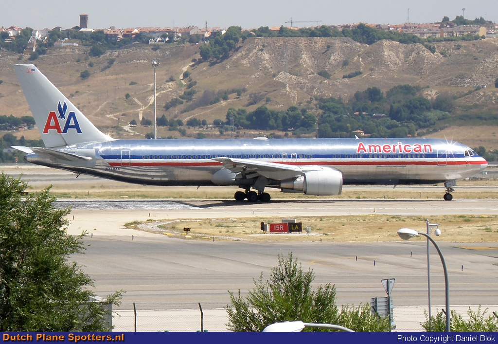 N372AA Boeing 767-300 American Airlines by Daniel Blok