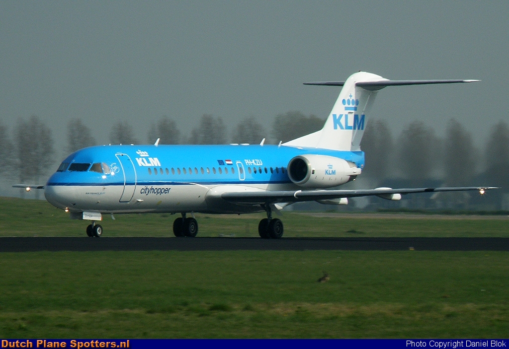 PH-KZU Fokker 70 KLM Cityhopper by Daniel Blok