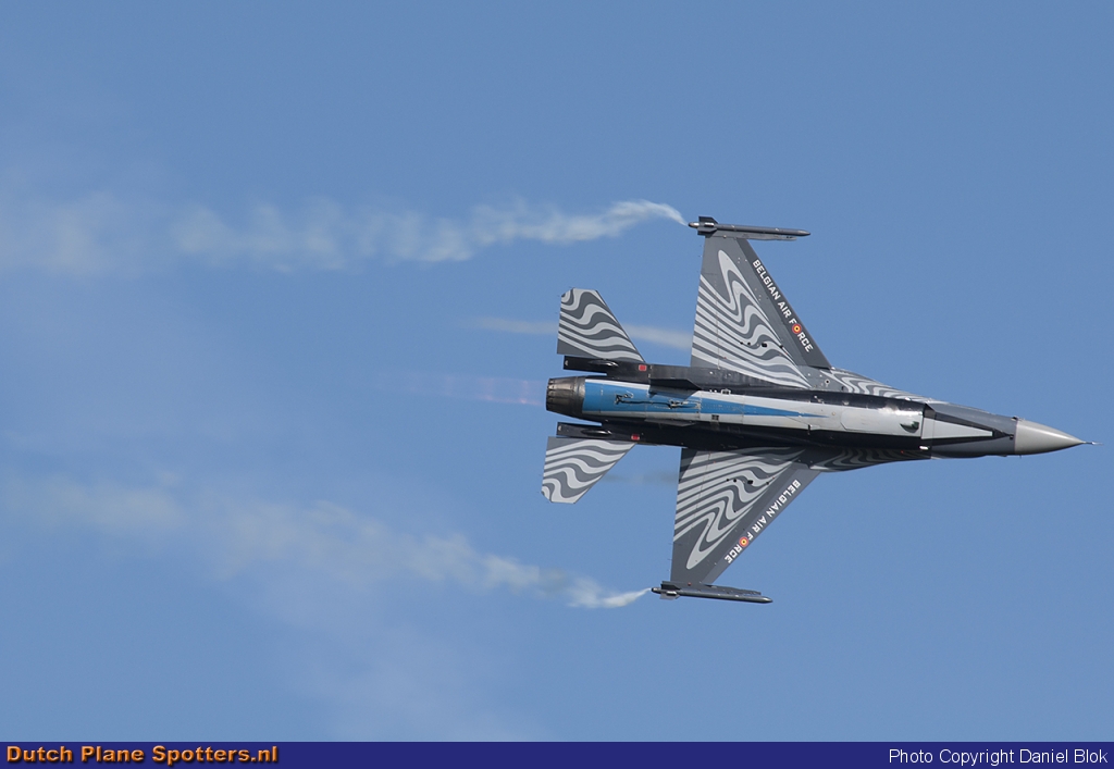 FA-110 General Dynamics F-16 Fighting Falcon MIL - Belgium Air Force by Daniel Blok