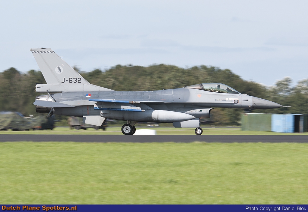 J-632 General Dynamics F-16 Fighting Falcon MIL - Dutch Royal Air Force by Daniel Blok
