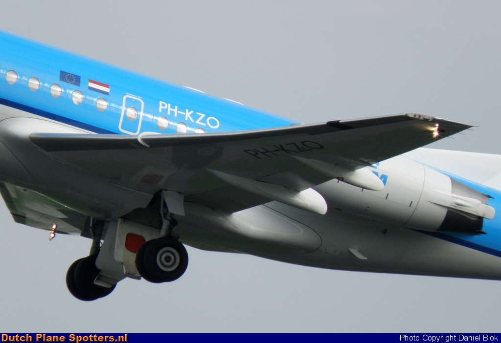 PH-KZO Fokker 70 KLM Cityhopper by Daniel Blok