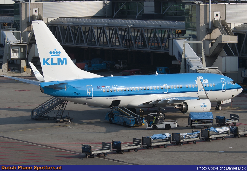 PH-BGT Boeing 737-700 KLM Royal Dutch Airlines by Daniel Blok