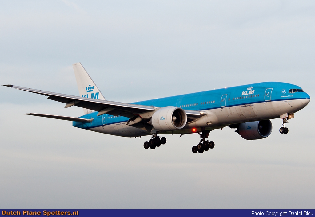 PH-BQI Boeing 777-200 KLM Royal Dutch Airlines by Daniel Blok