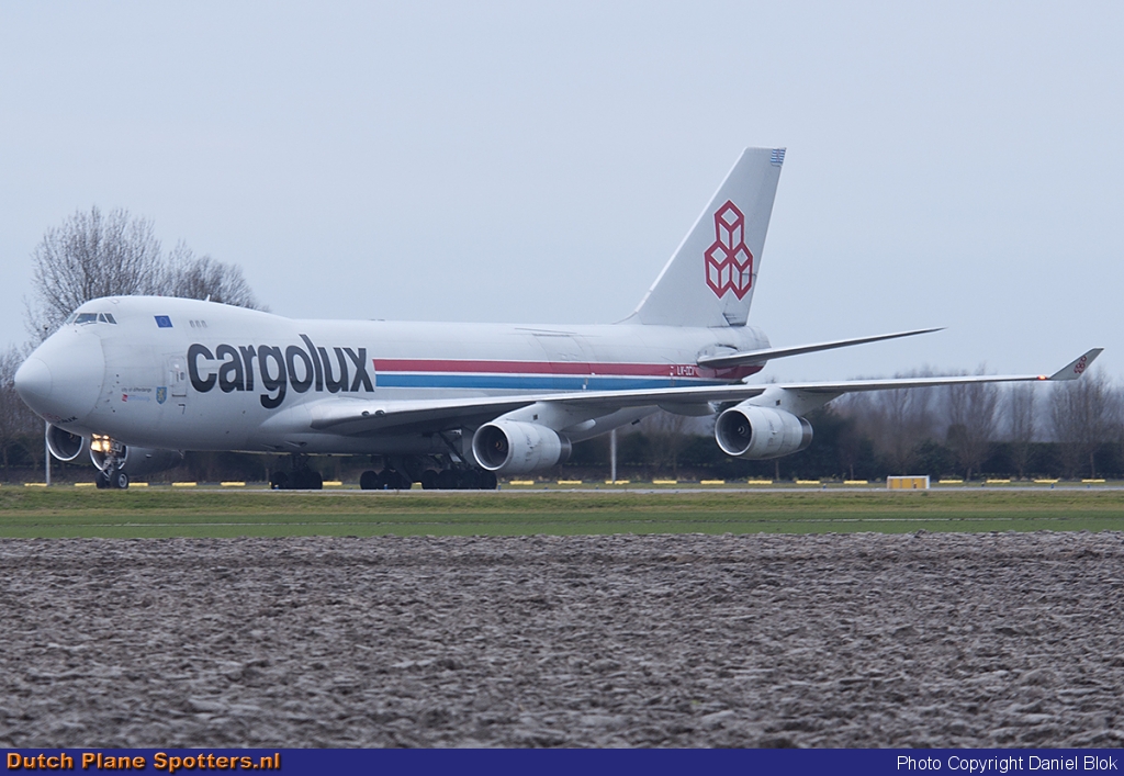 LX-OCV Boeing 747-400 Cargolux by Daniel Blok