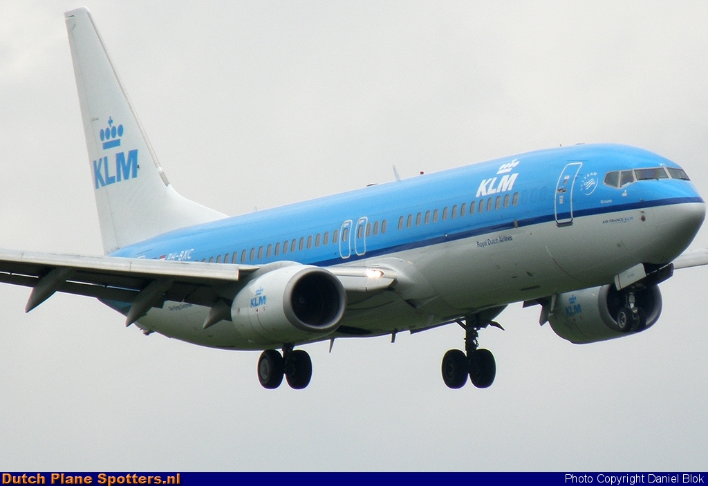 PH-BXC Boeing 737-800 KLM Royal Dutch Airlines by Daniel Blok