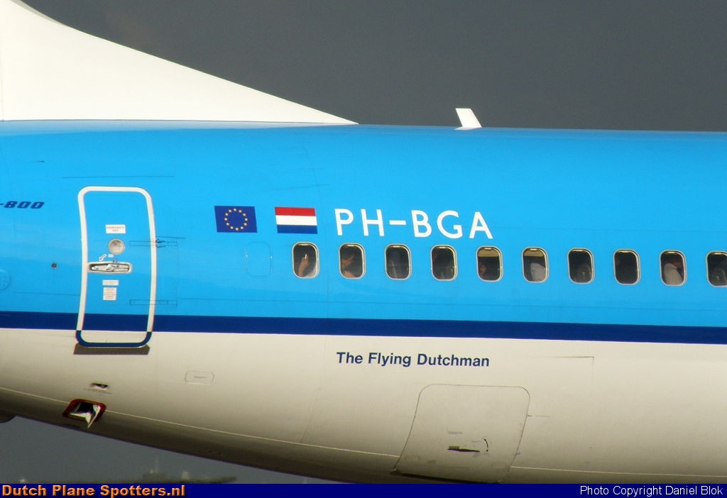 PH-BGA Boeing 737-800 KLM Royal Dutch Airlines by Daniel Blok