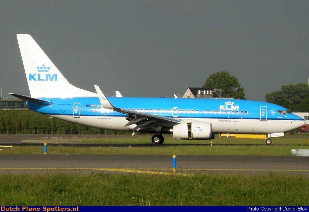 PH-BGF Boeing 737-700 KLM Royal Dutch Airlines by Daniel Blok