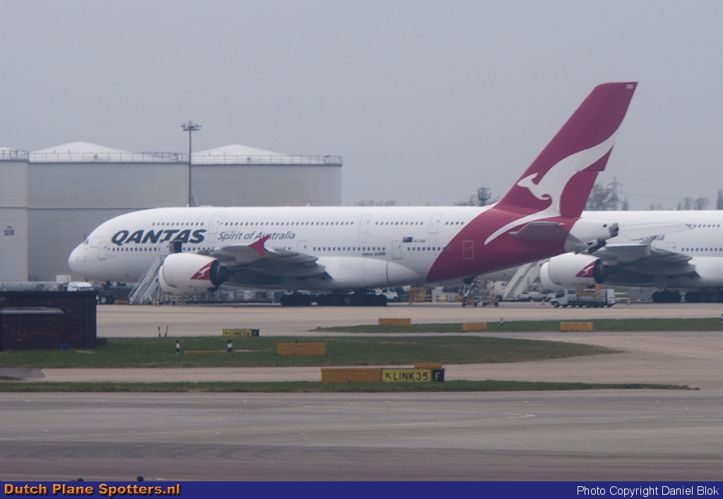 VH-OQB Airbus A380-800 Qantas by Daniel Blok