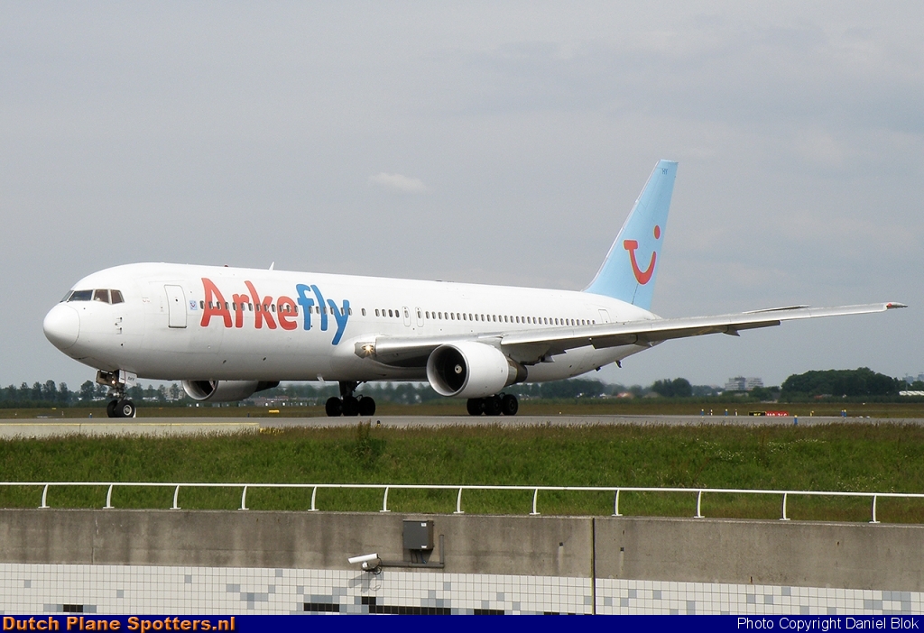 PH-AHY Boeing 767-300 ArkeFly by Daniel Blok