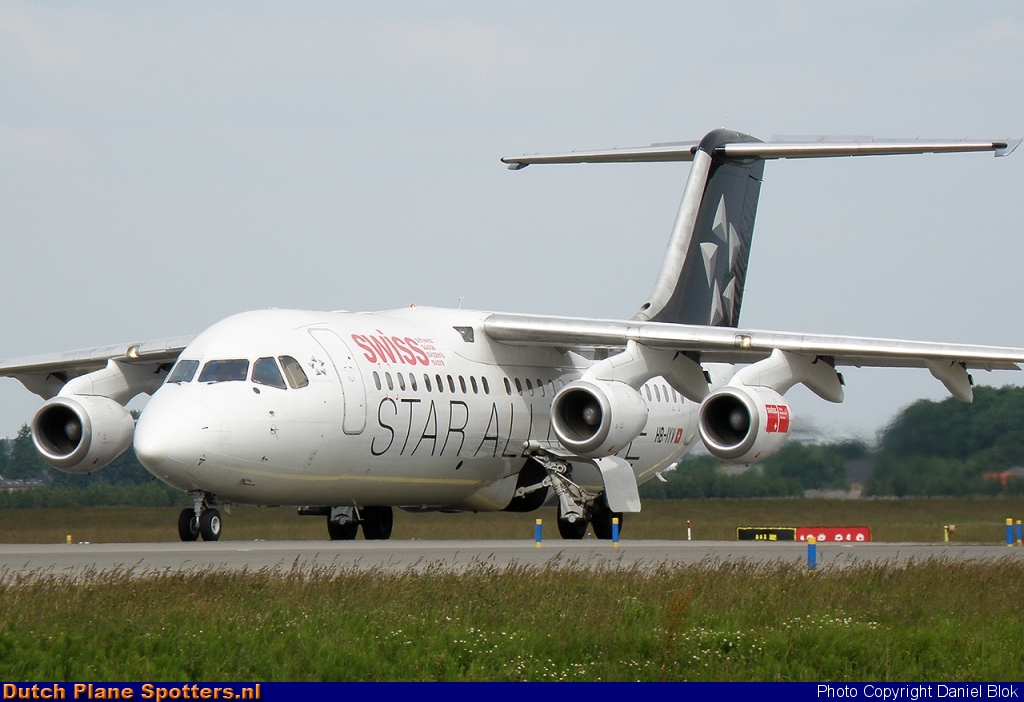 HB-IYV BAe 146 Swiss International Air Lines by Daniel Blok