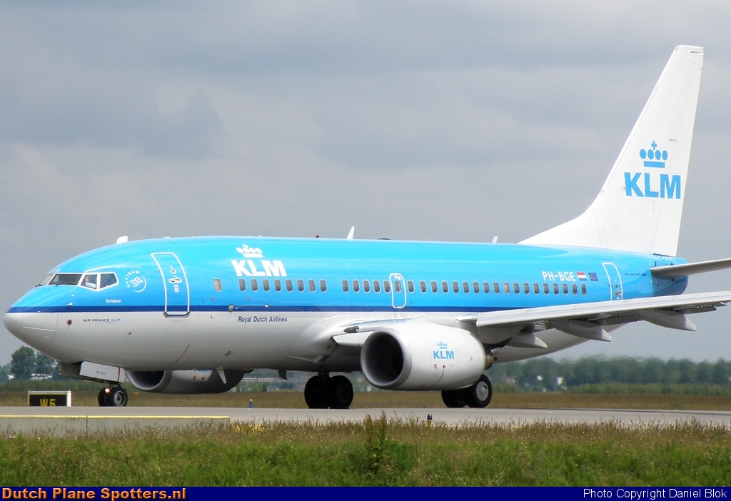 PH-BGE Boeing 737-700 KLM Royal Dutch Airlines by Daniel Blok