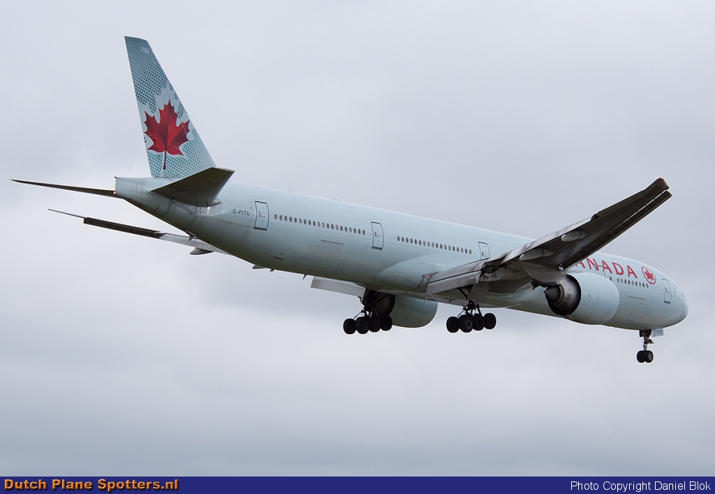 C-FITU Boeing 777-300 Air Canada by Daniel Blok