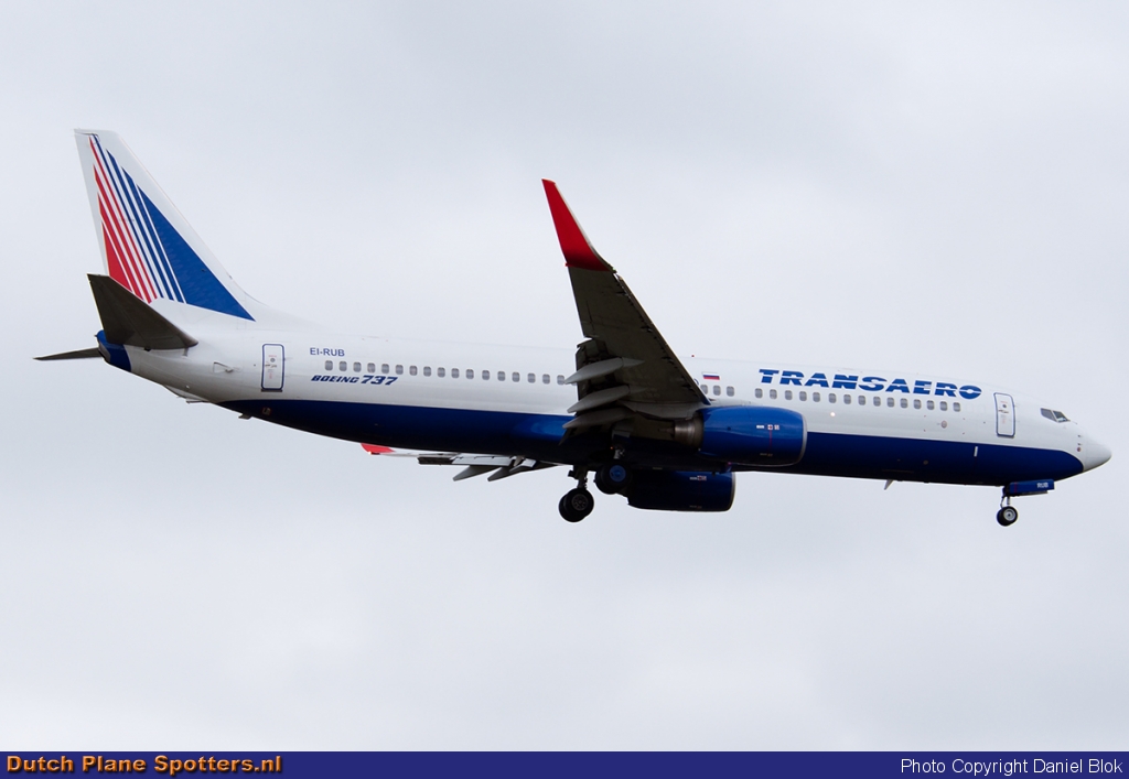 EI-RUB Boeing 737-800 Transaero by Daniel Blok