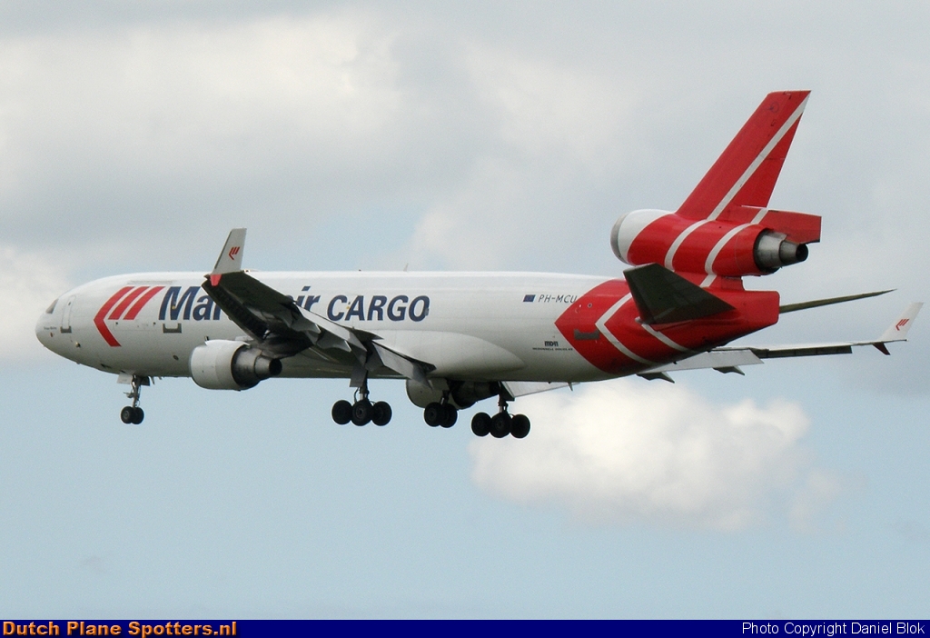 PH-MCU McDonnell Douglas MD-11 Martinair Cargo by Daniel Blok