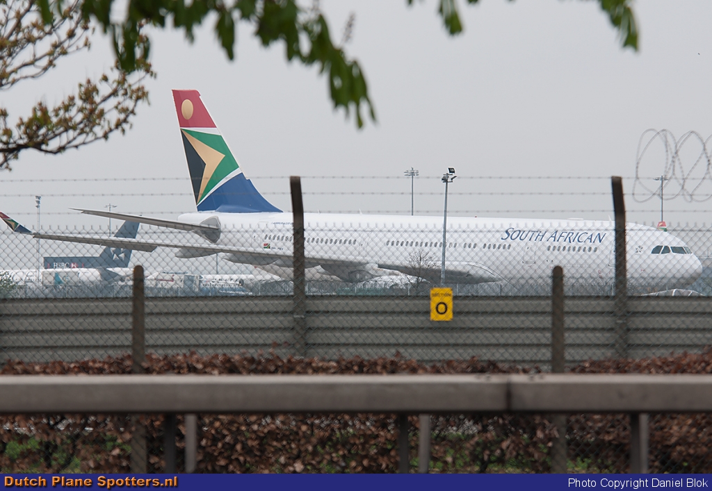 ZS-SXX Airbus A330-200 South African Airlines by Daniel Blok