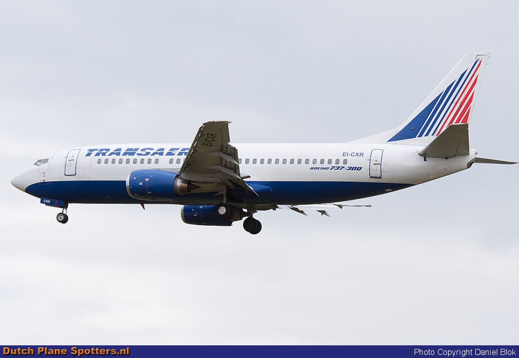 EI-CXR Boeing 737-300 Transaero by Daniel Blok