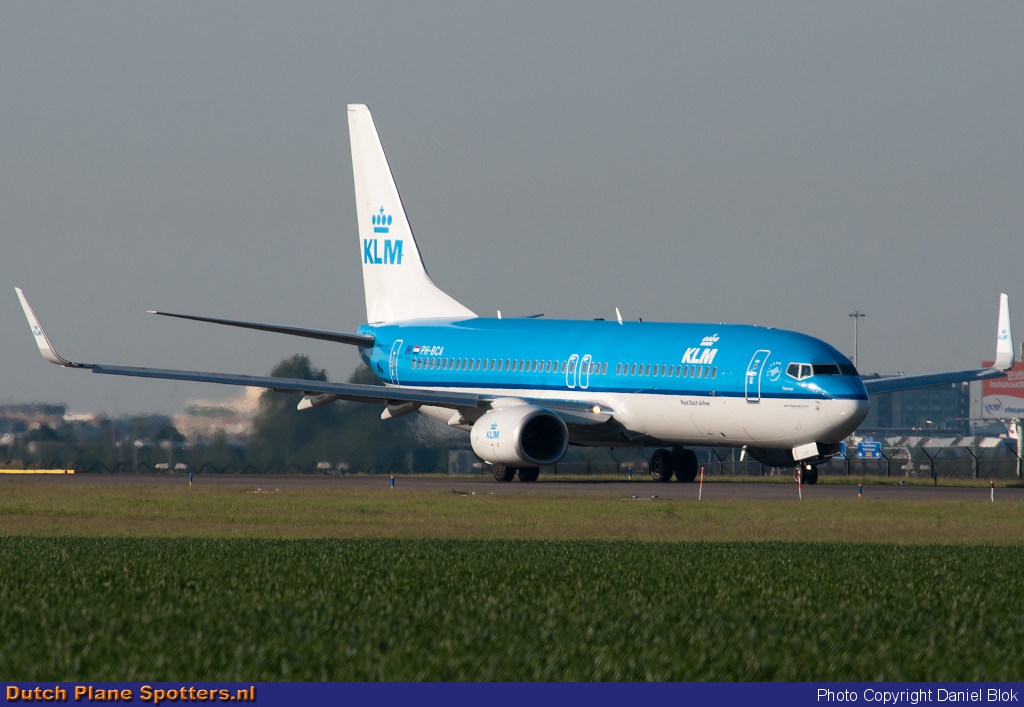 PH-BCA Boeing 737-800 KLM Royal Dutch Airlines by Daniel Blok