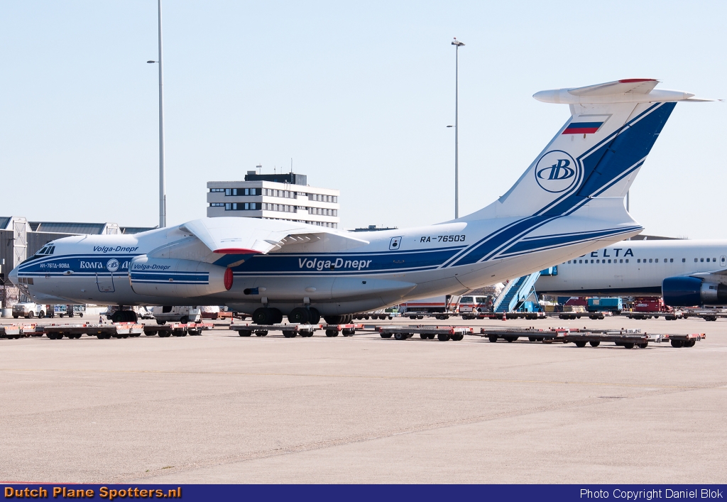 RA-76503 Ilyushin Il-76 Volga-Dnepr Airlines by Daniel Blok