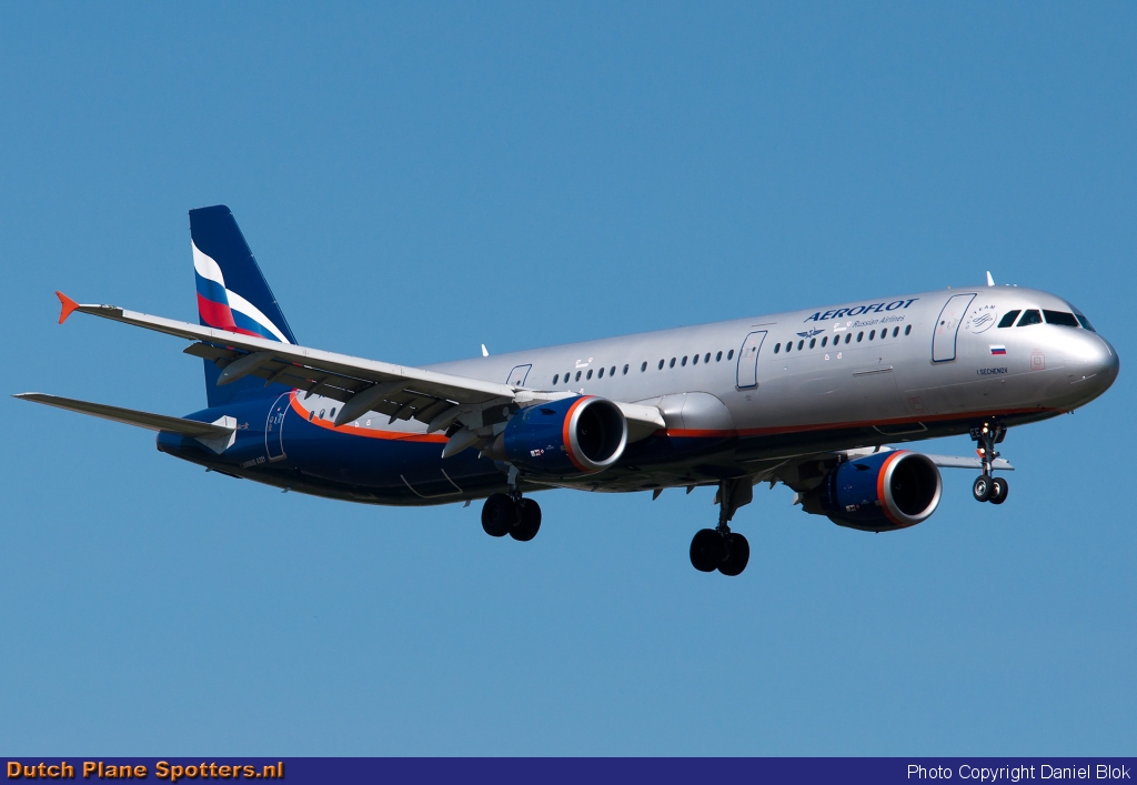 VQ-BEE Airbus A321 Aeroflot - Russian Airlines by Daniel Blok