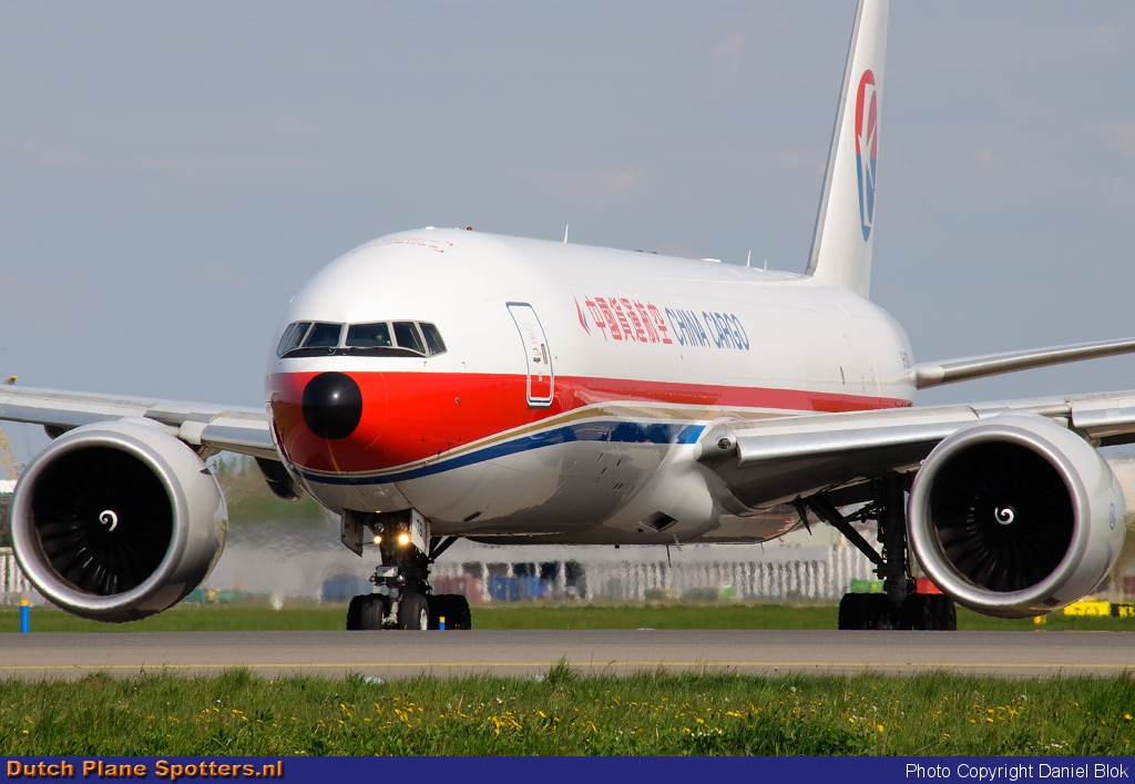 B-2076 Boeing 777-F China Cargo Airlines by Daniel Blok