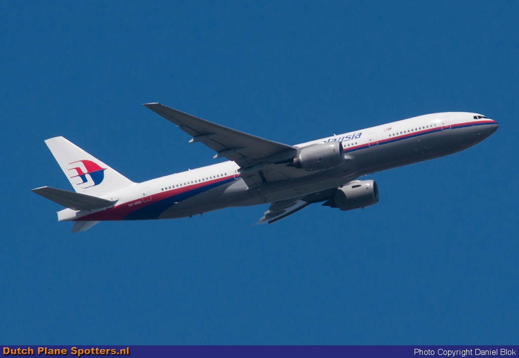 9M-MRN Boeing 777-200 Malaysia Airlines by Daniel Blok