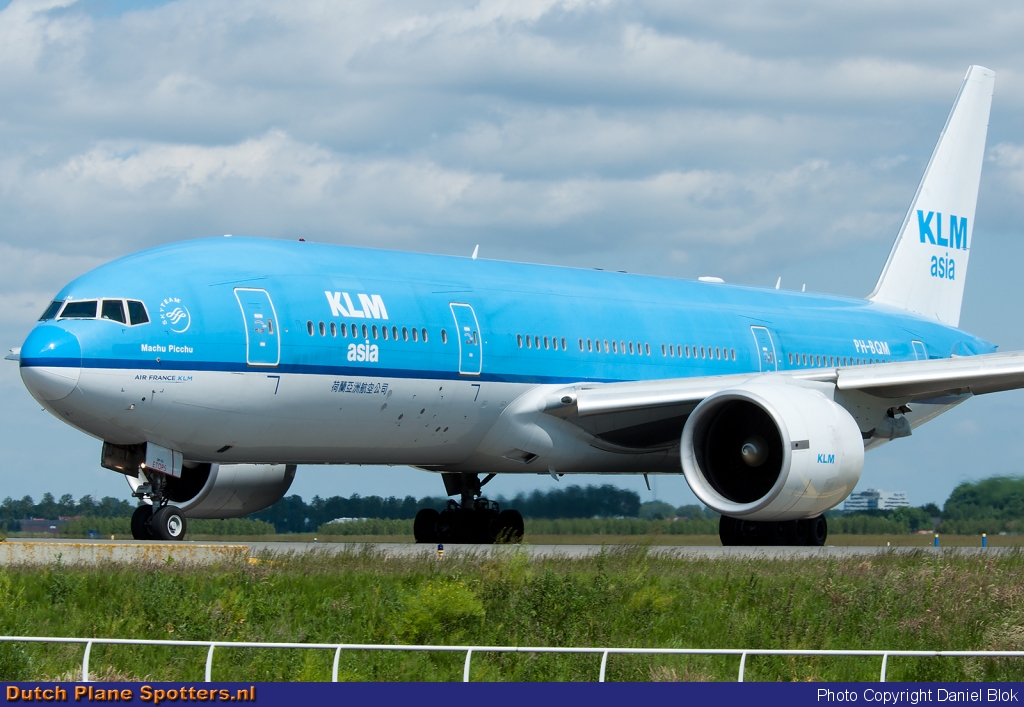 PH-BQM Boeing 777-200 KLM Asia by Daniel Blok