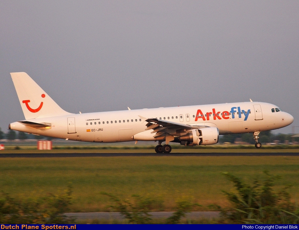 EC-JRU Airbus A320 ArkeFly by Daniel Blok