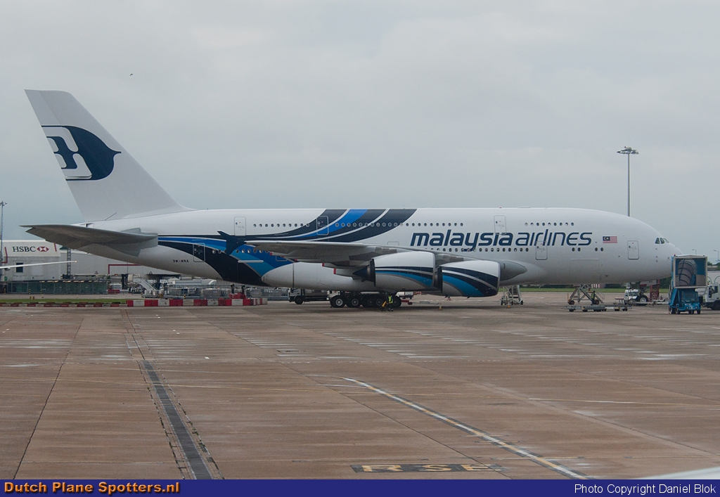 9M-MNA Airbus A380-800 Malaysia Airlines by Daniel Blok