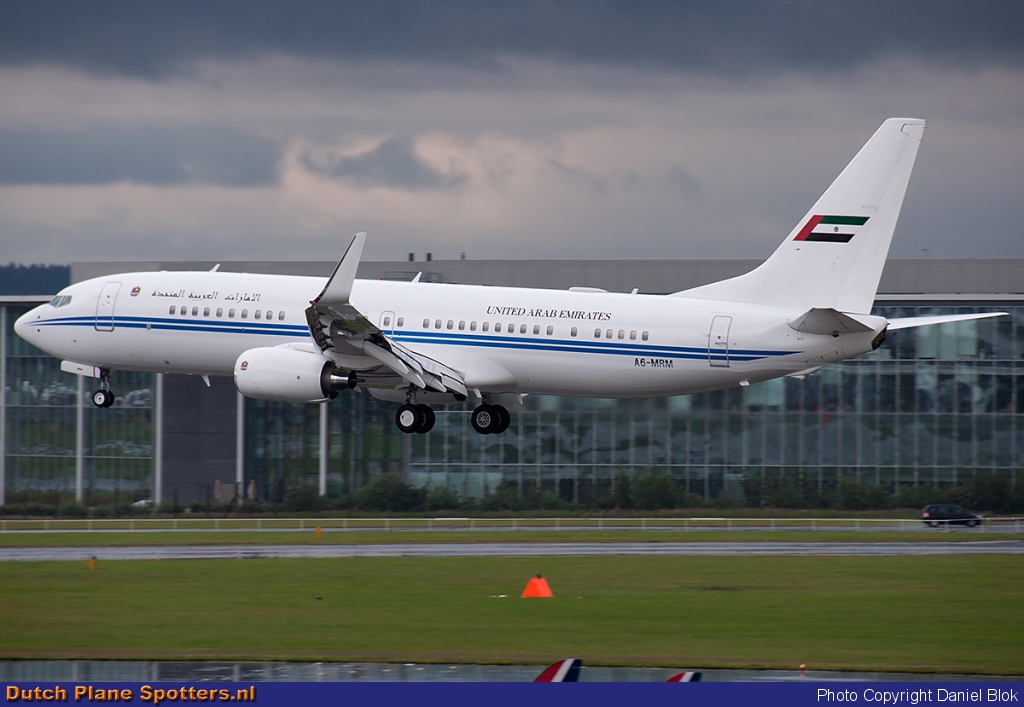 A6-MRM Boeing 737-800 Dubai Air Wing by Daniel Blok