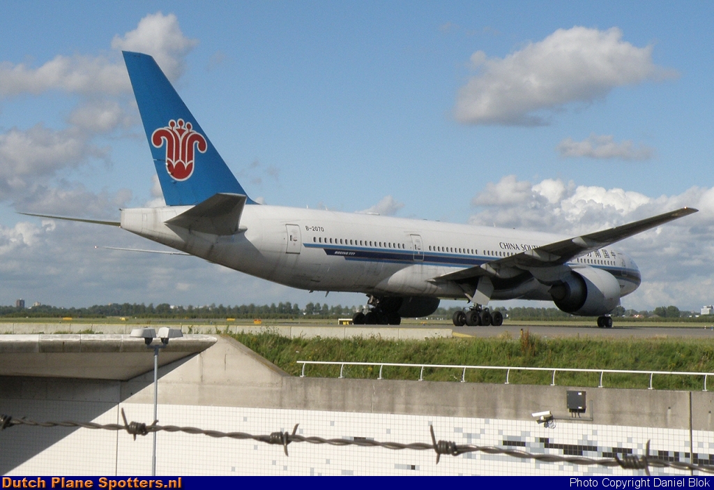 B-2070 Boeing 777-200 China Southern by Daniel Blok