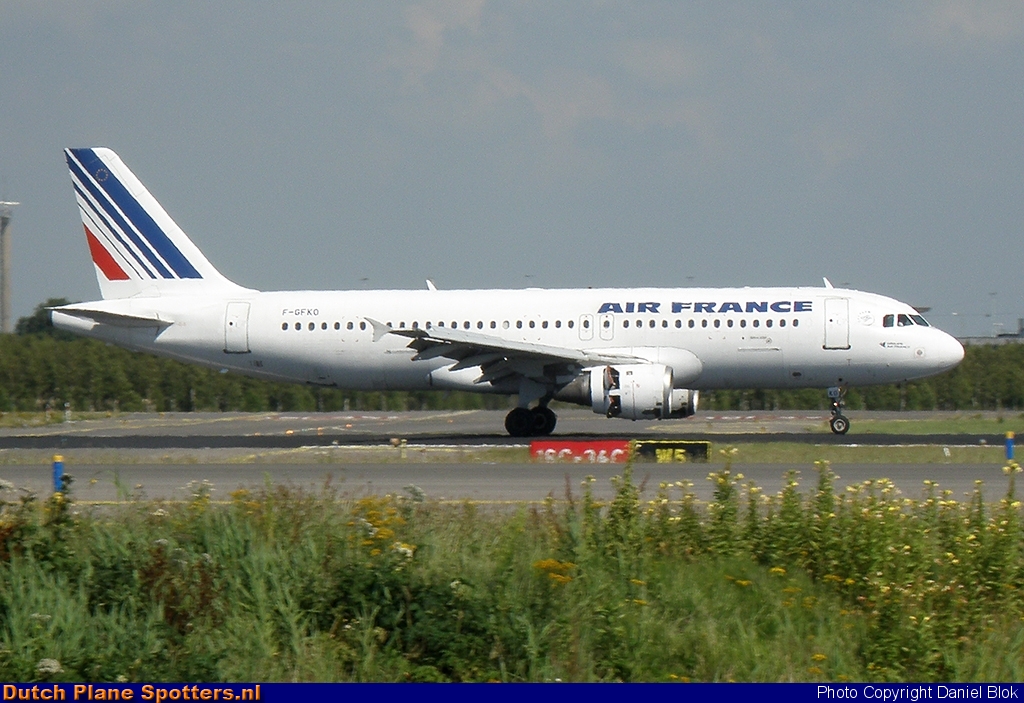 F-GFKO Airbus A320 Air France by Daniel Blok
