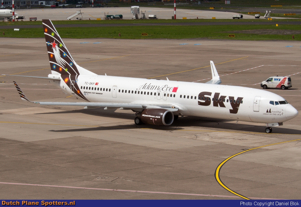 TC-SKP Boeing 737-900 Sky Airlines by Daniel Blok