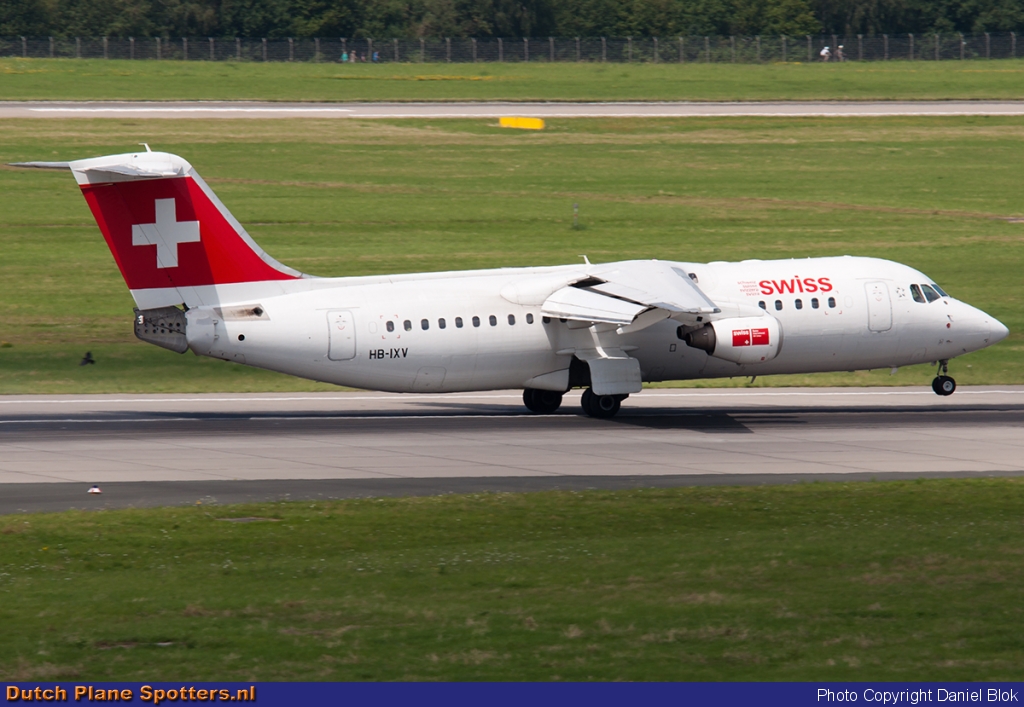 HB-IXV BAe 146 Swiss International Air Lines by Daniel Blok