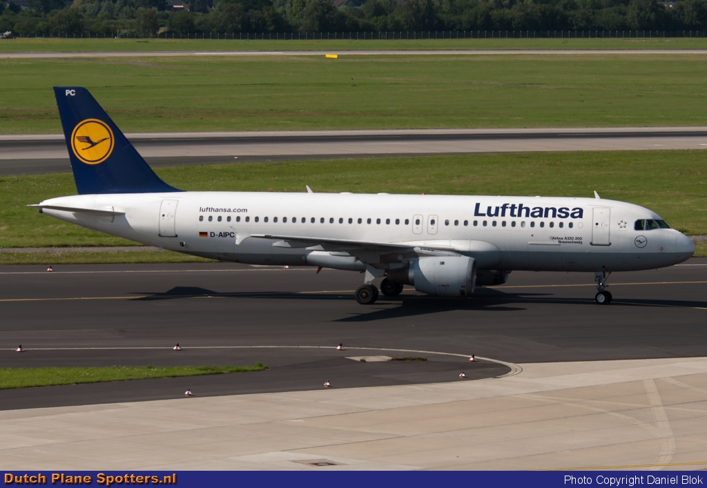 D-AIPC Airbus A320 Lufthansa by Daniel Blok