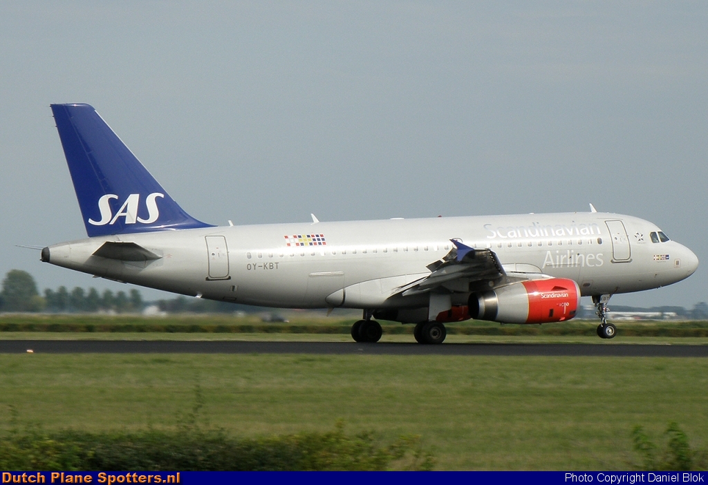 OY-KBT Airbus A319 SAS Scandinavian Airlines by Daniel Blok
