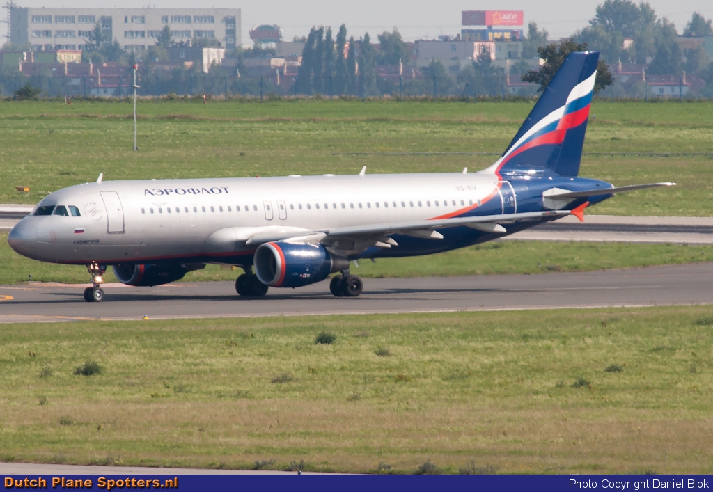 VQ-BIV Airbus A320 Aeroflot - Russian Airlines by Daniel Blok