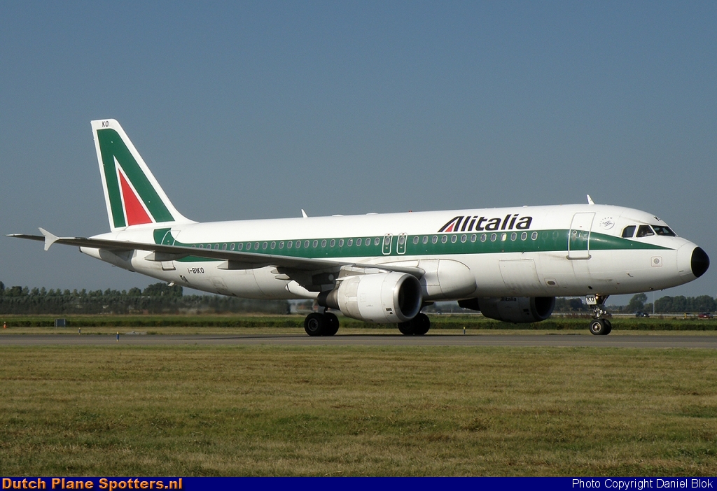I-BIKO Airbus A320 Alitalia by Daniel Blok