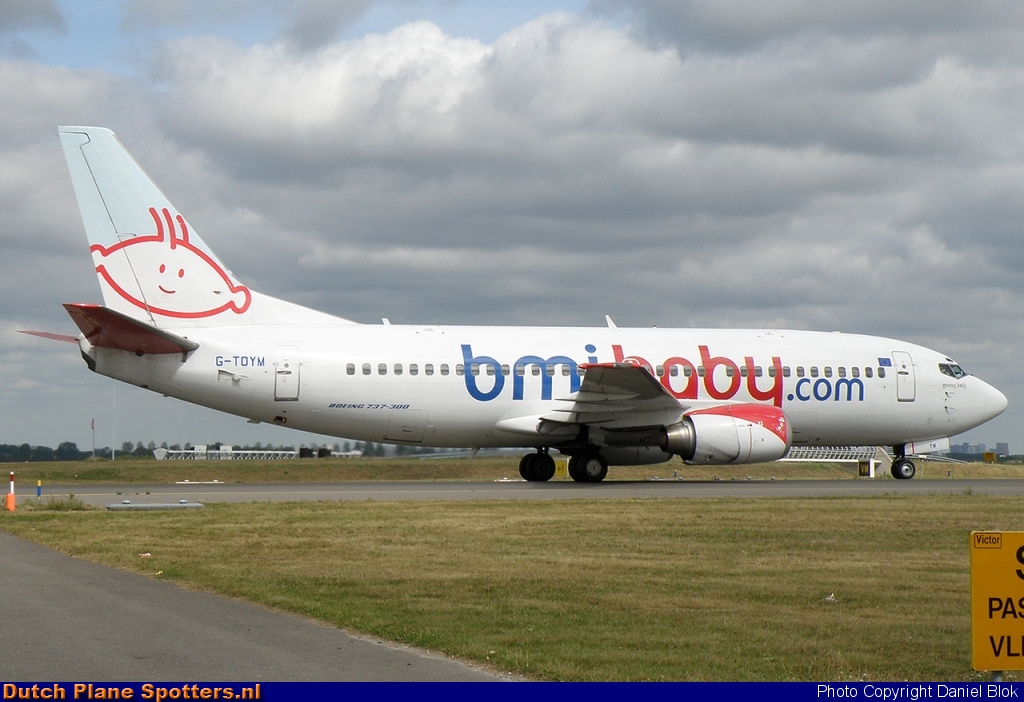 G-TOYM Boeing 737-300 BMI Baby by Daniel Blok