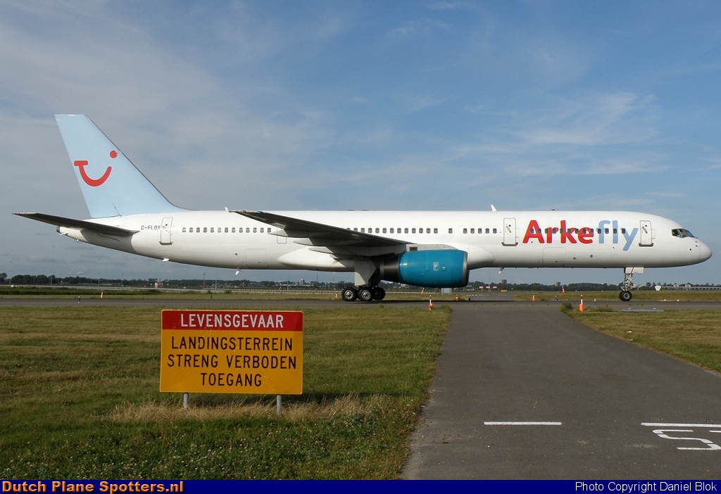 C-FLOX Boeing 757-200 ArkeFly by Daniel Blok