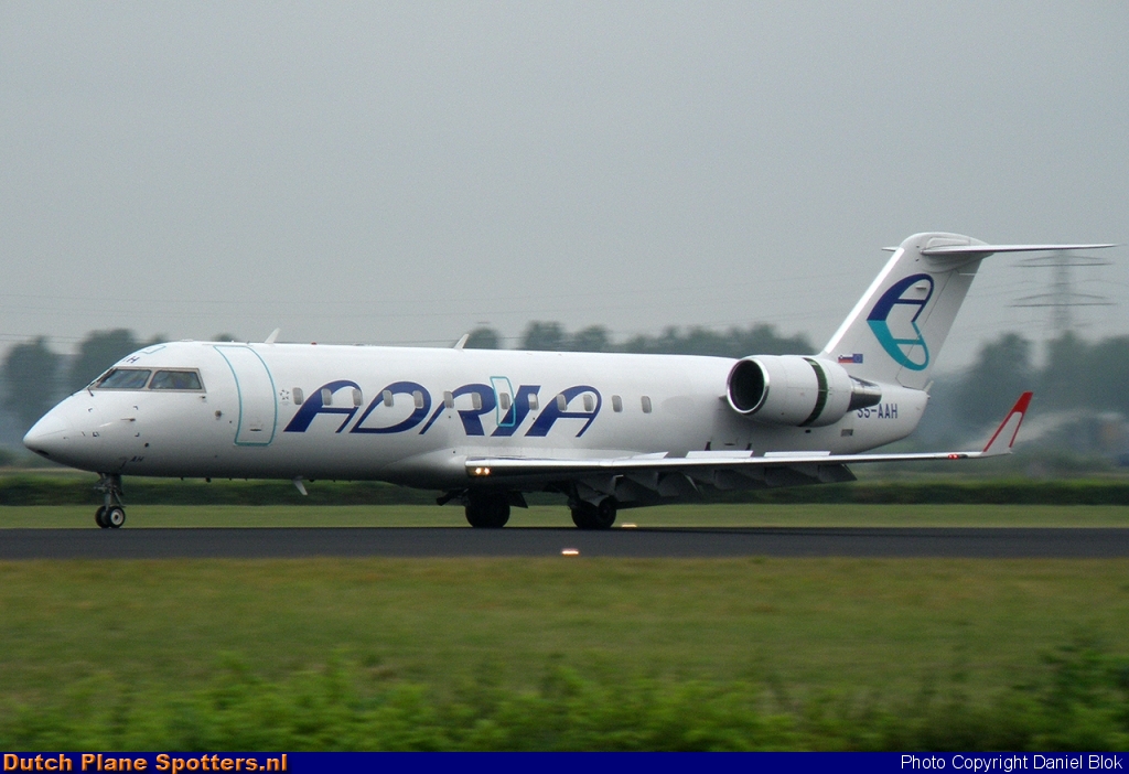 S5-AAH Bombardier Canadair CRJ100 Adria Airways by Daniel Blok