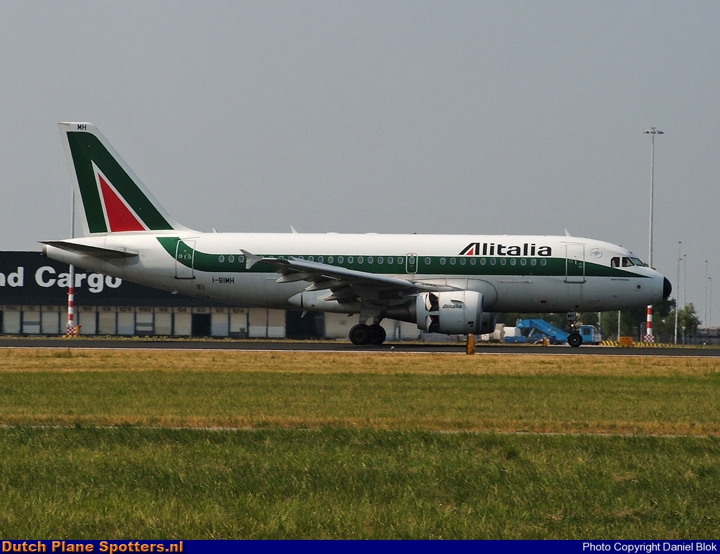 I-BIMH Airbus A320 Alitalia by Daniel Blok