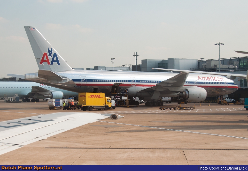 N757AN Boeing 777-200 American Airlines by Daniel Blok