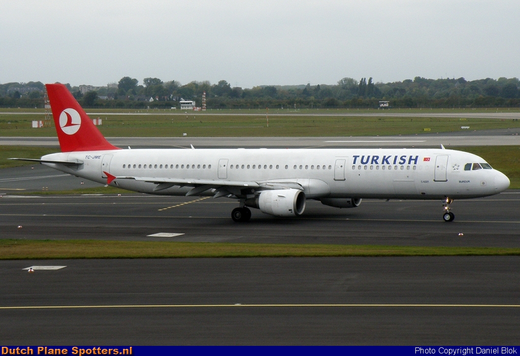 TC-JME Airbus A321 Turkish Airlines by Daniel Blok