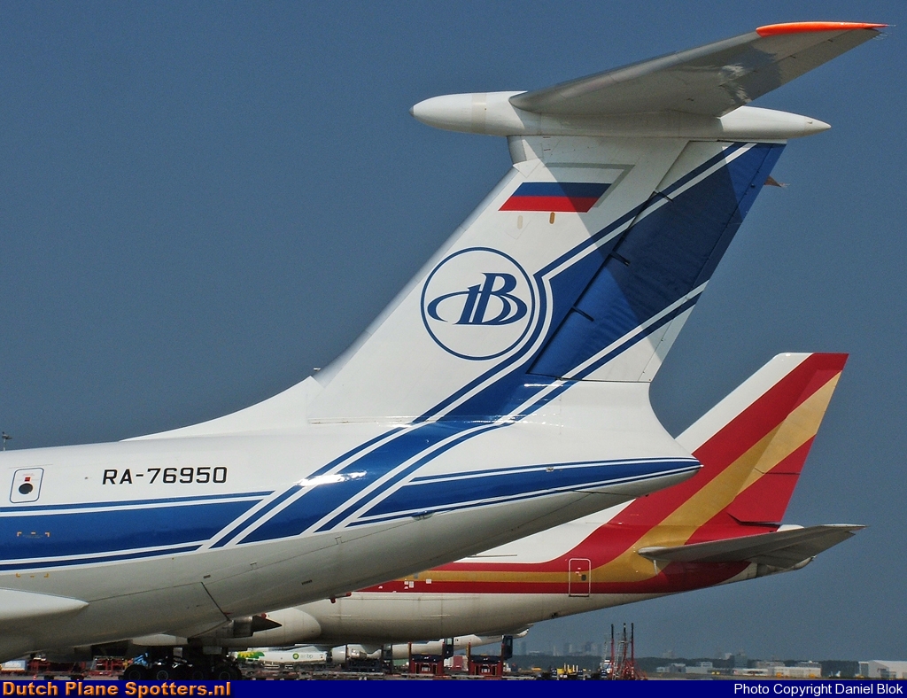 RA-76950 Ilyushin Il-76 Volga-Dnepr Airlines by Daniel Blok