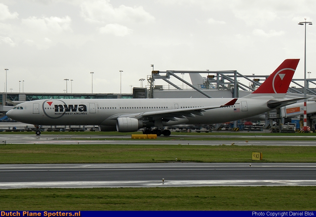 N811NW Airbus A330-300 Northwest Airlines by Daniel Blok