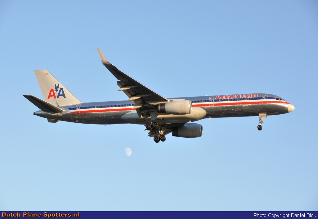 N176AA Boeing 757-200 American Airlines by Daniel Blok