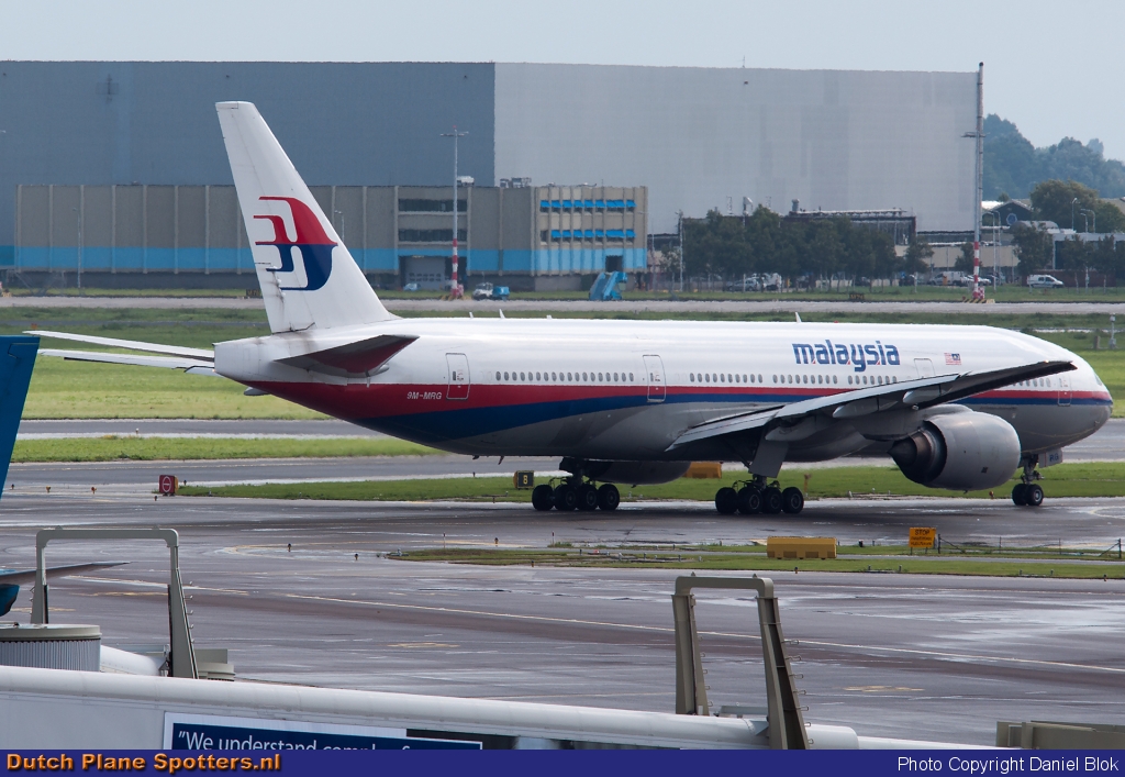 9M-MRG Boeing 777-200 Malaysia Airlines by Daniel Blok