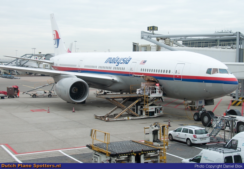 9M-MRF Boeing 777-200 Malaysia Airlines by Daniel Blok